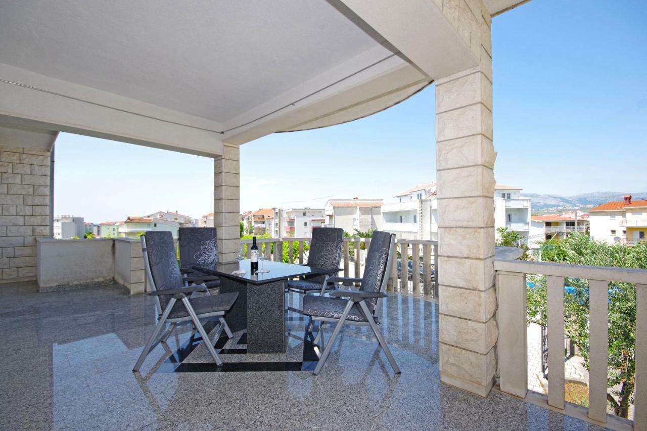 Manuela Apartment Podstrana Bagian luar foto