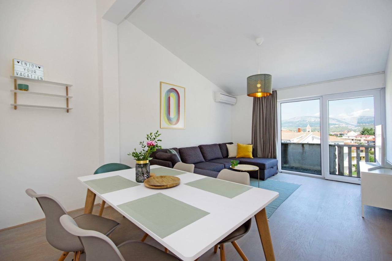 Manuela Apartment Podstrana Bagian luar foto