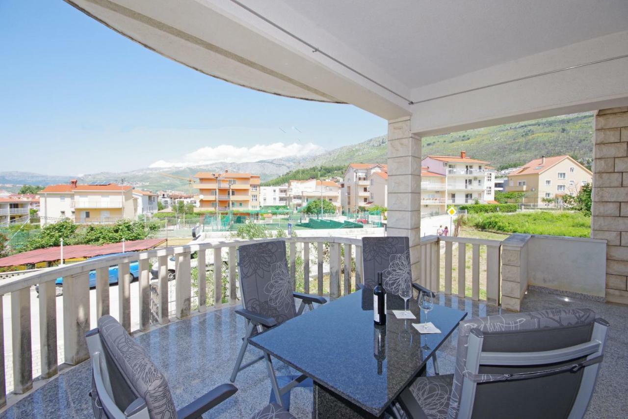 Manuela Apartment Podstrana Bagian luar foto